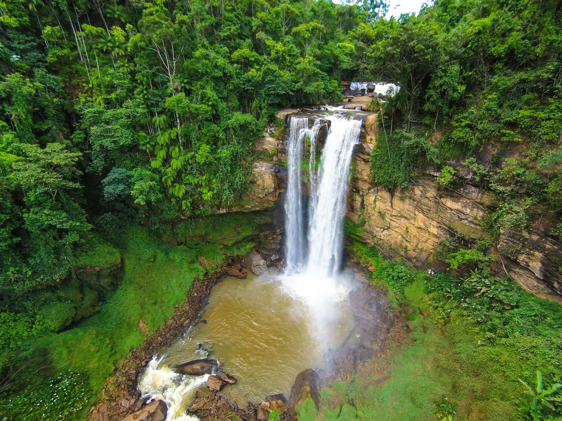 Cachoeira de Matilde em Alfredo Chaves Cachoeira de Matilde em Alfredo Chaves no Espírito Santo